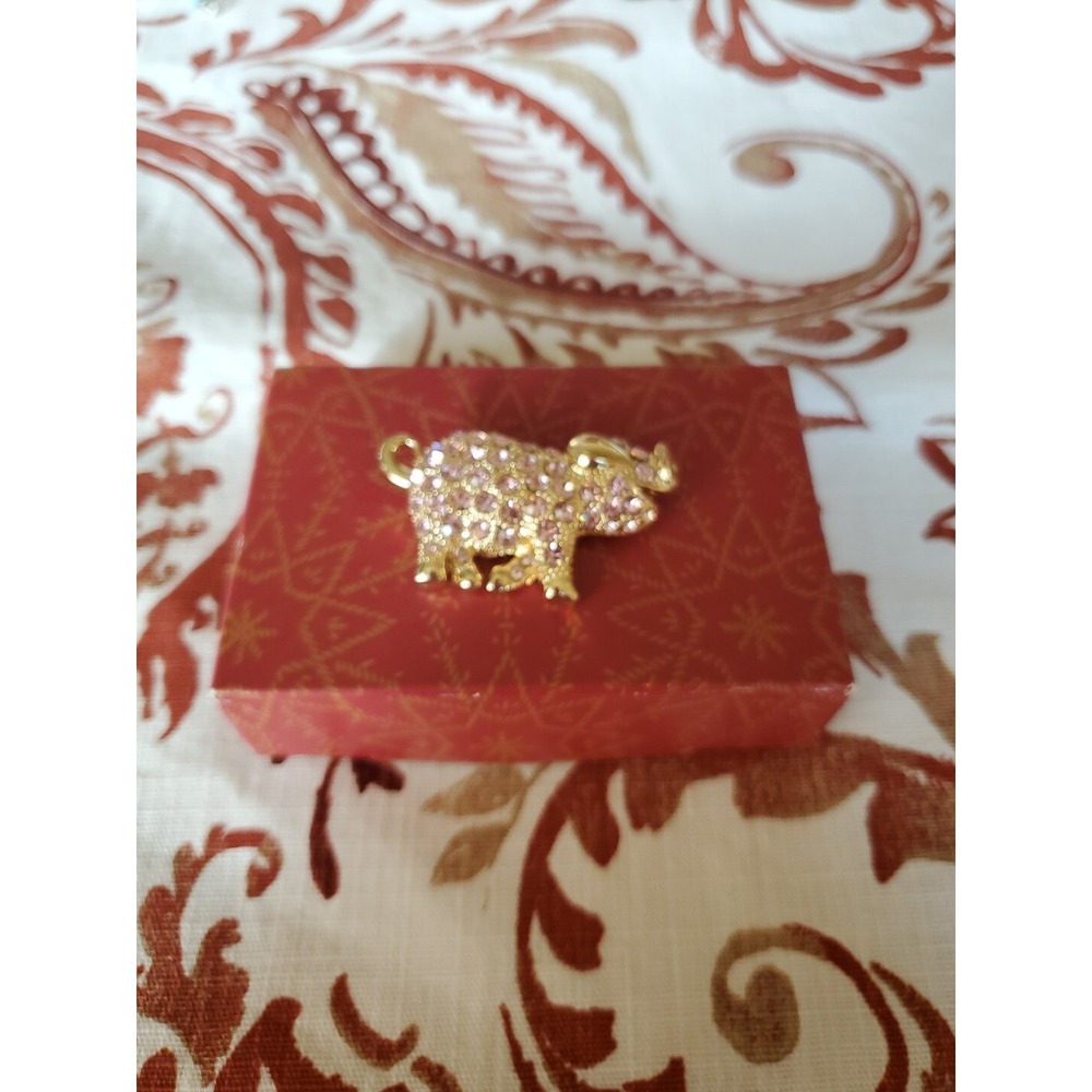 Vintage Monet 2 1/4" Pink Rhinestone Gold Tone Pig‎ Brooch